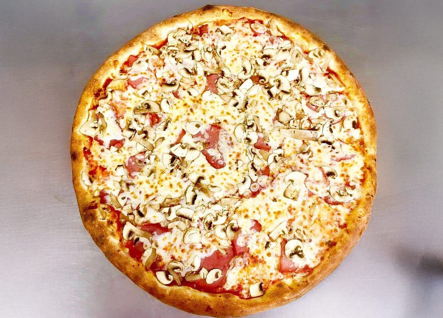 Photo 1 of 4: Famous Famiglia Pizza