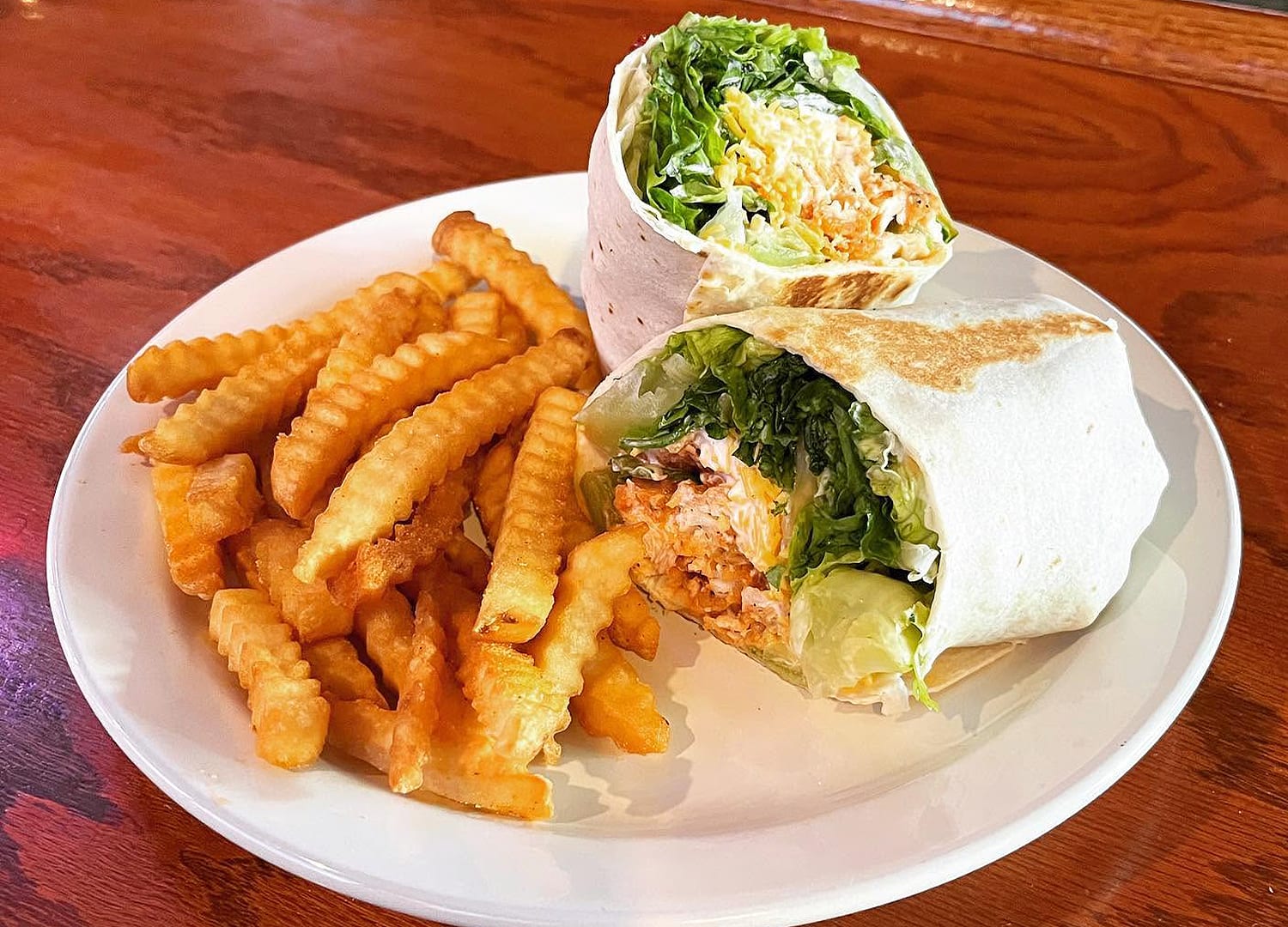 Photo 1 of 4: Town Bar & Grill, The