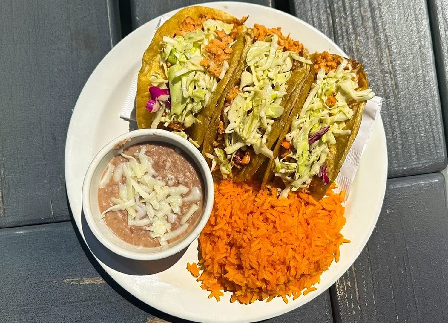 Town Bar & Grill, The