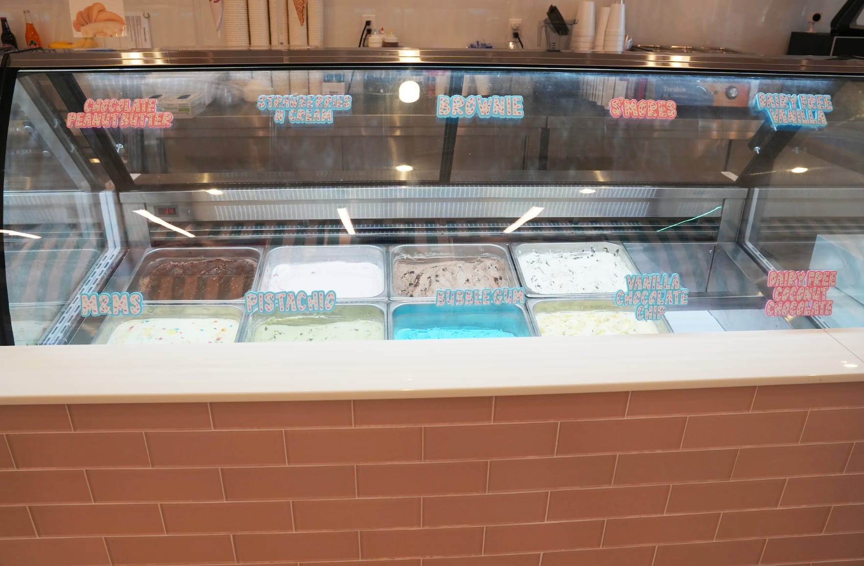 Swirls & Scoops Ice Cream and Yogurt by Michoacana