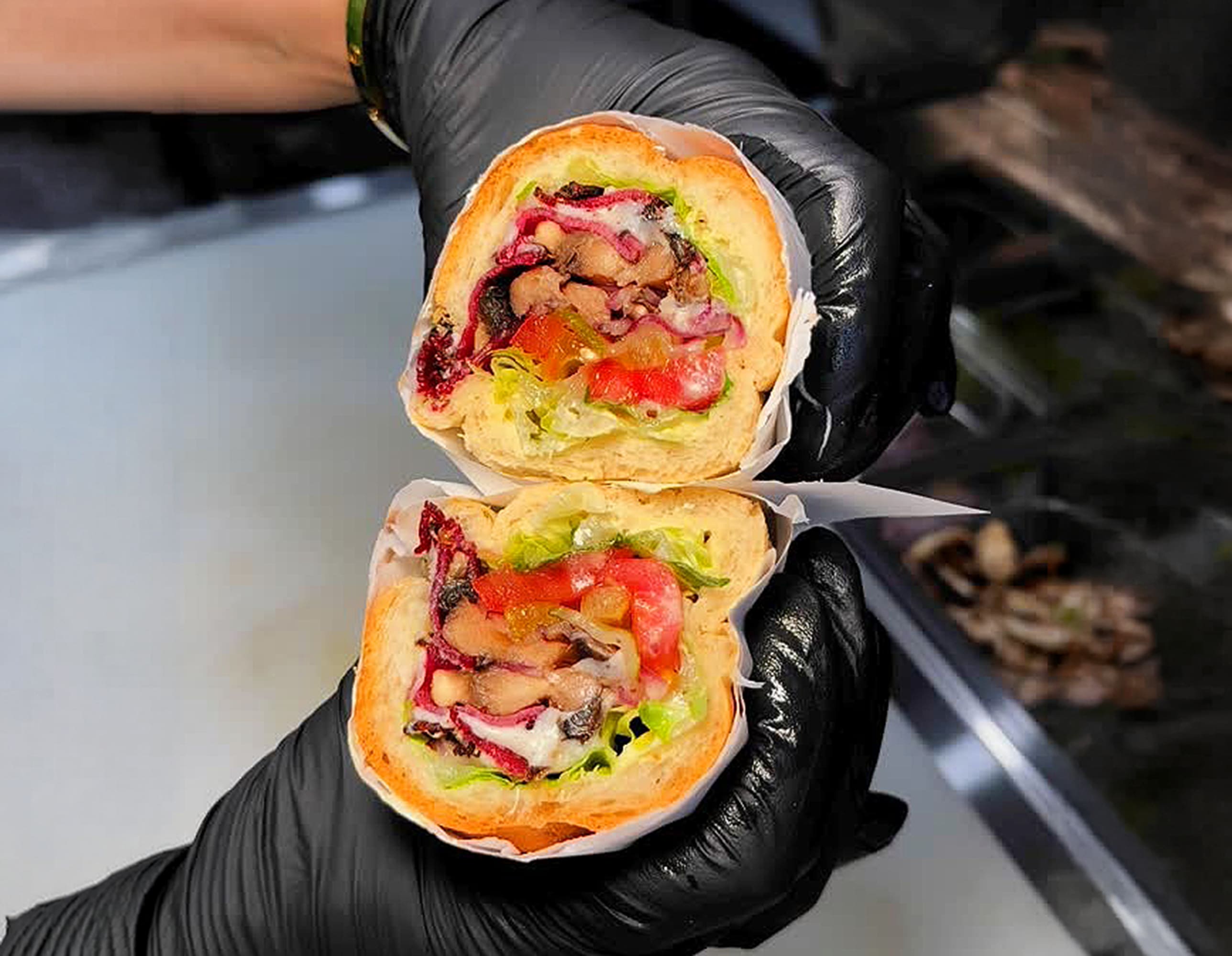 Hollywood Wraps & Grill
