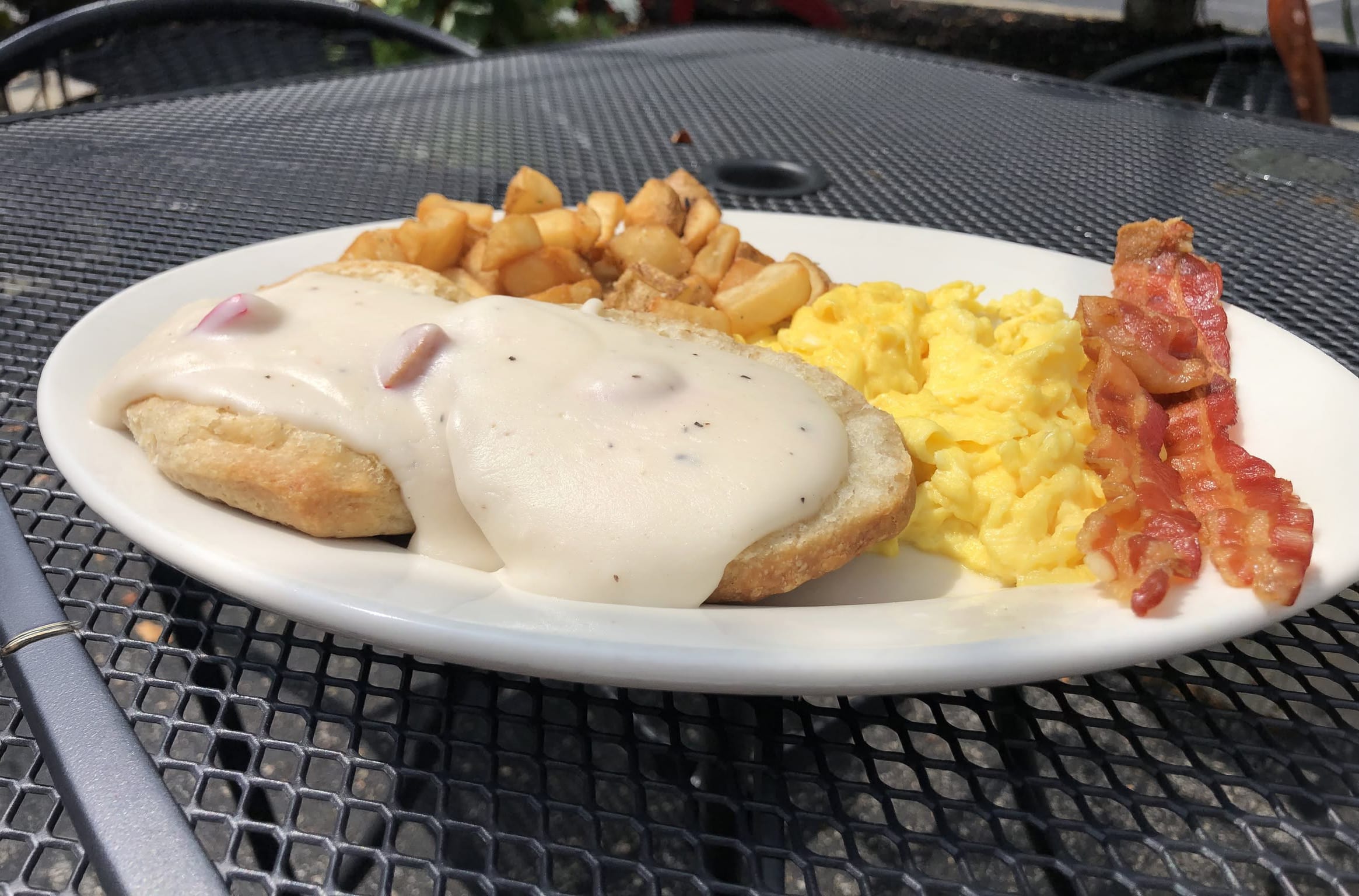 J. Render's Southern Table & Bar