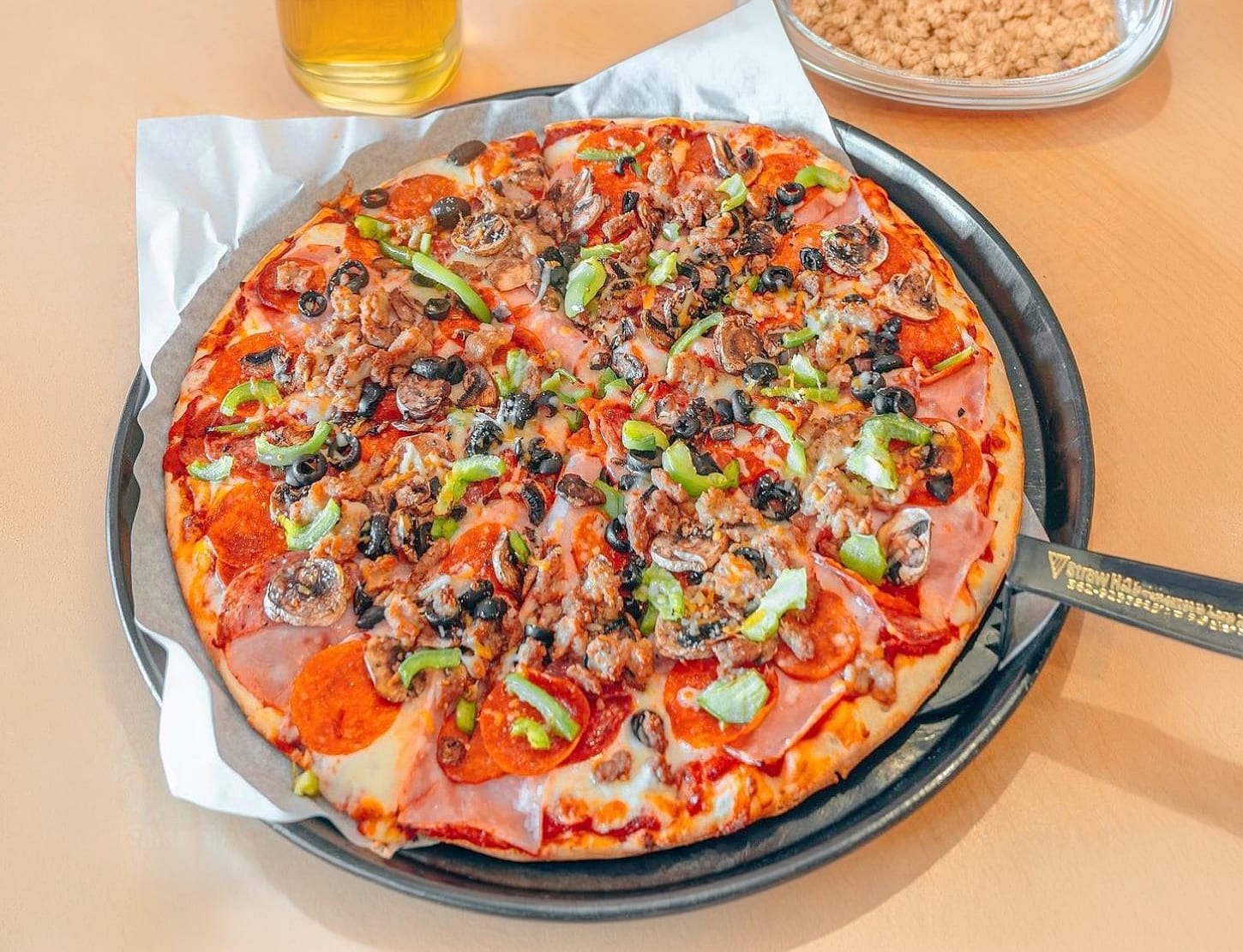 Straw Hat Pizza - Half Moon Bay