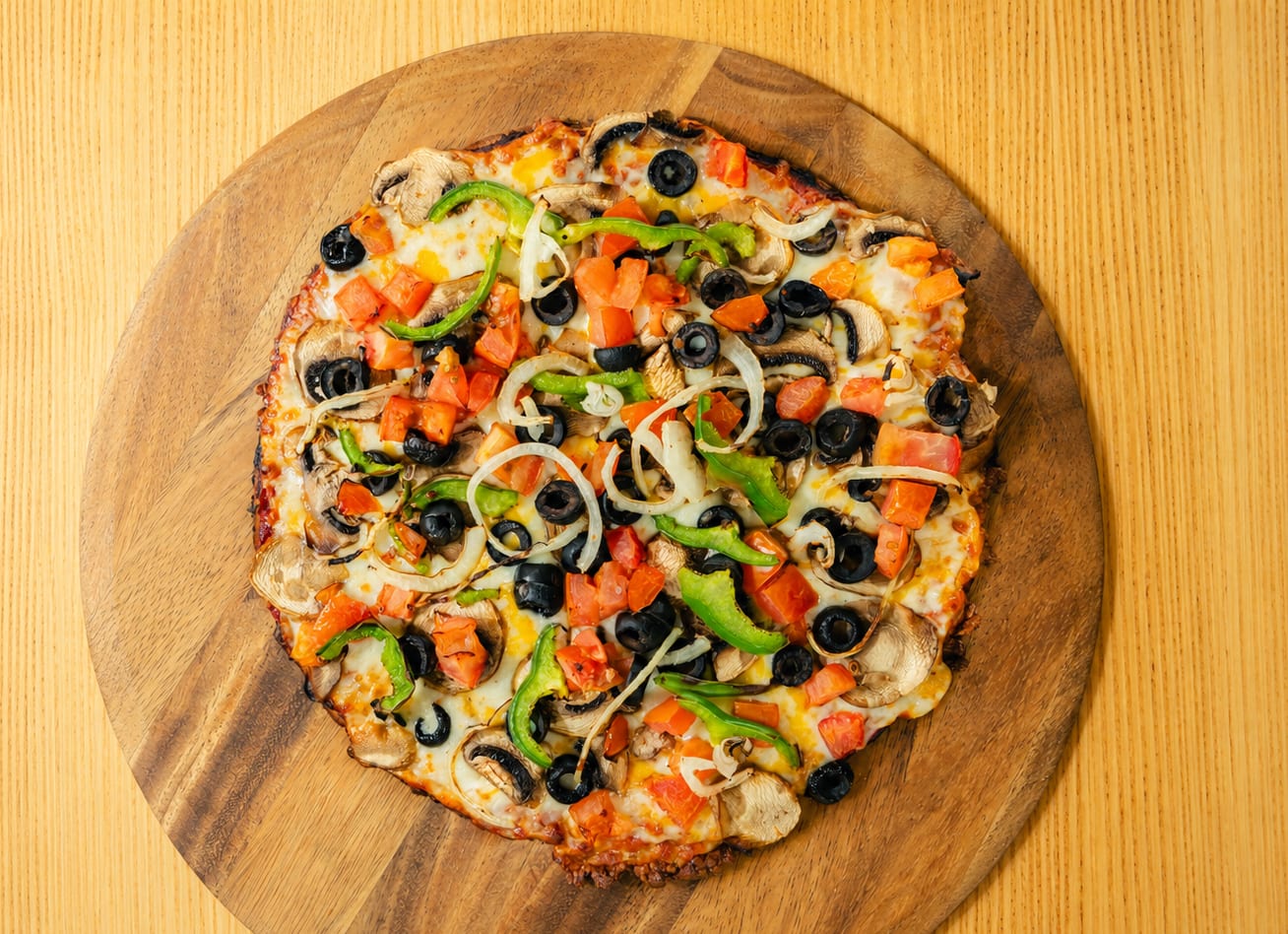 Round Table Pizza - Newport Beach