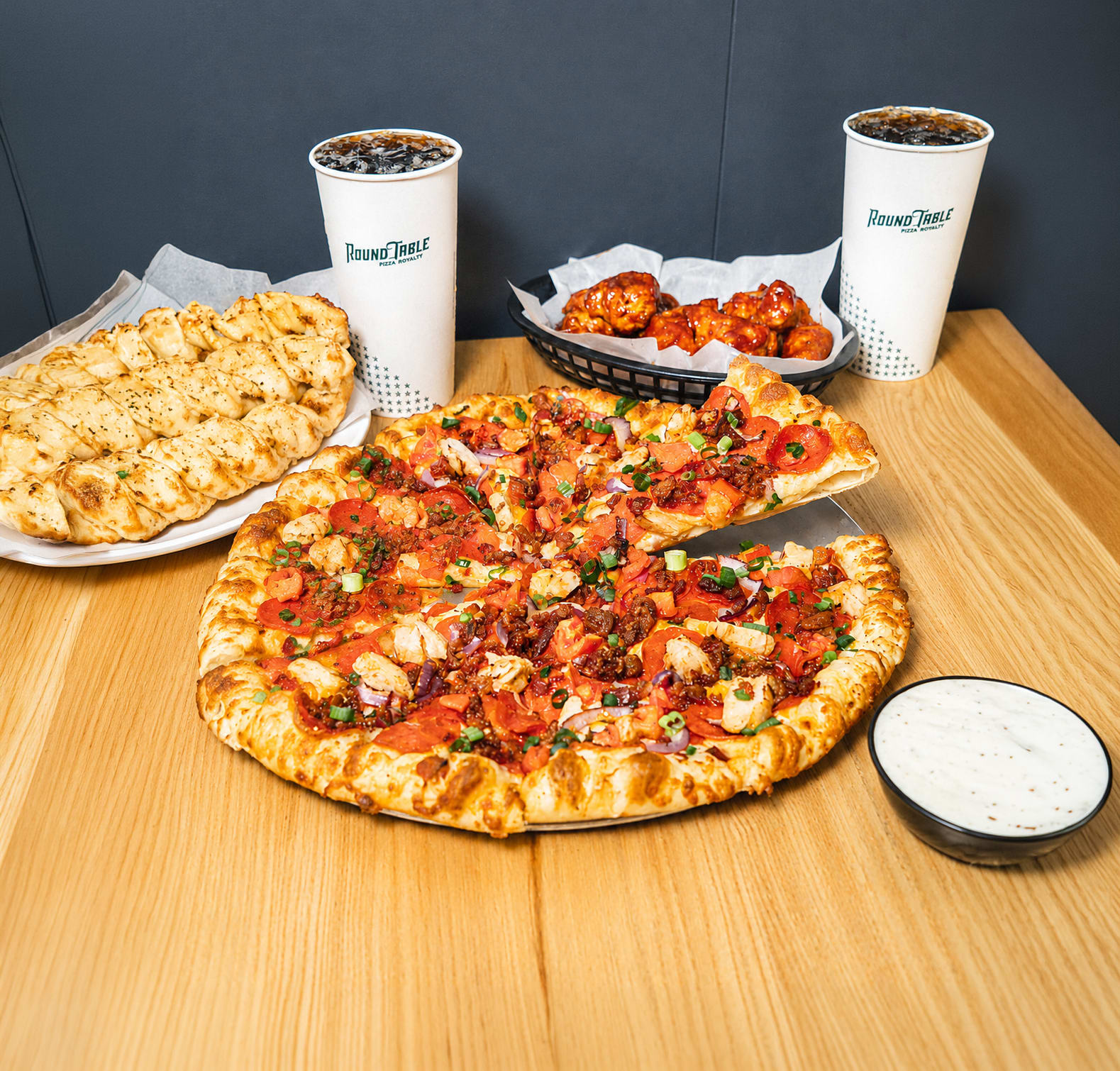 Round Table Pizza - Newport Beach