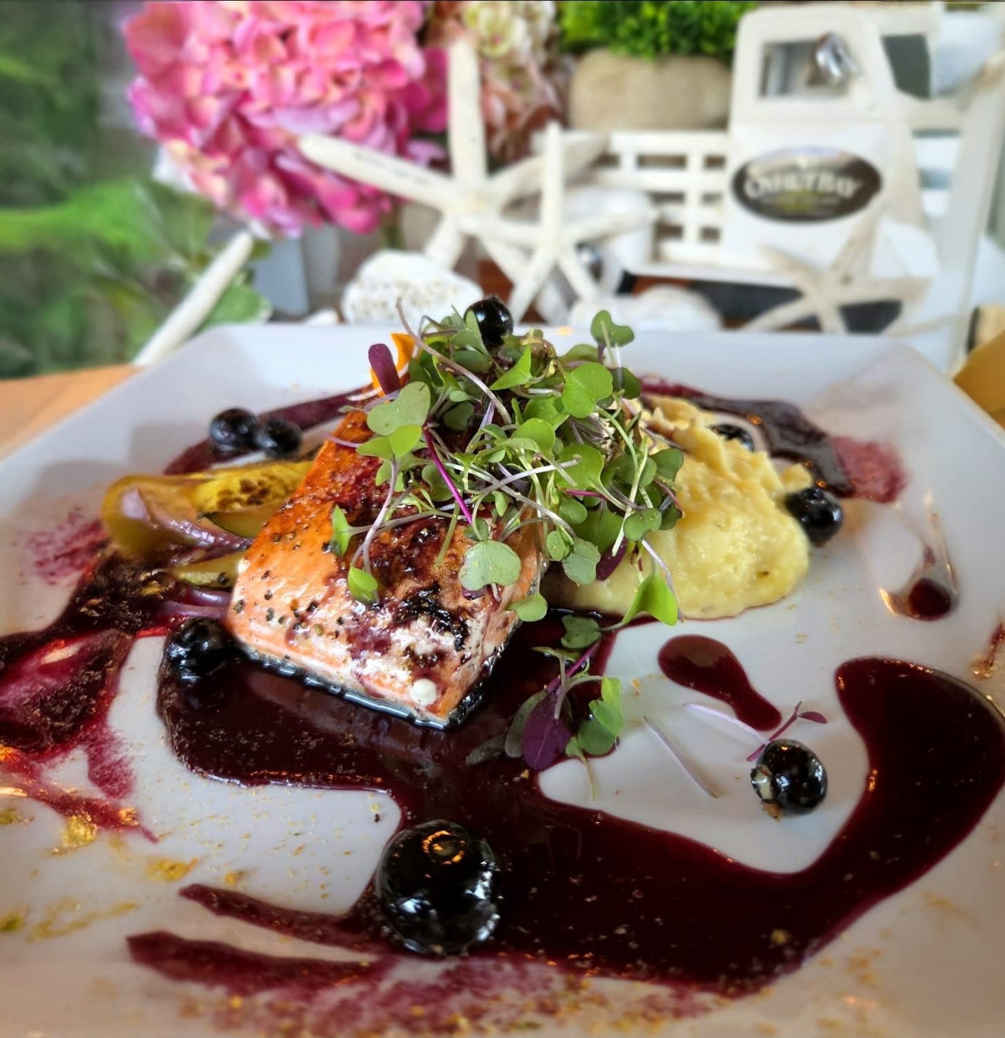 Oyhut Bay Grill