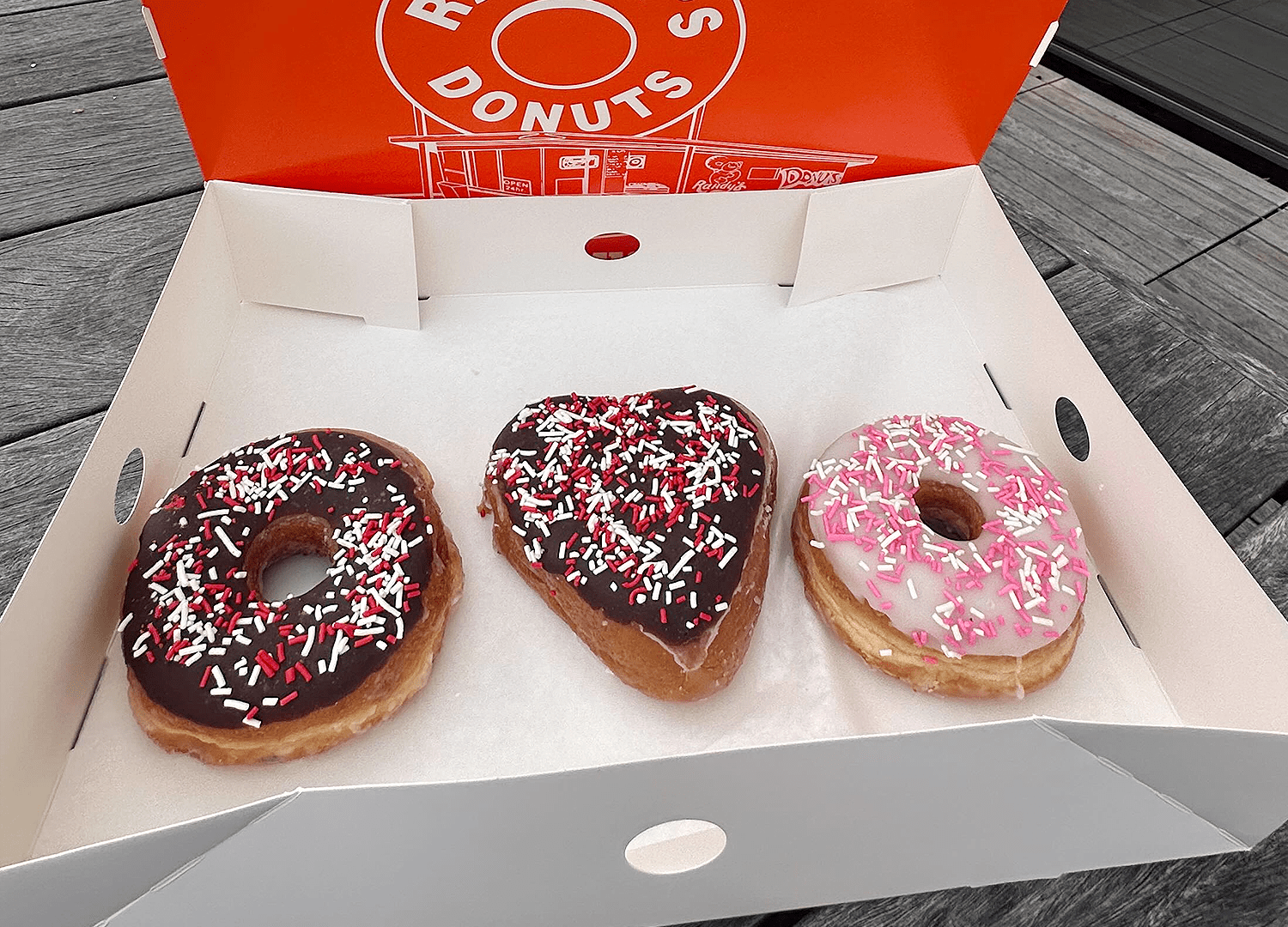 Photo 1 of 4: Randy's Donuts - Atlanta Lenox Mall
