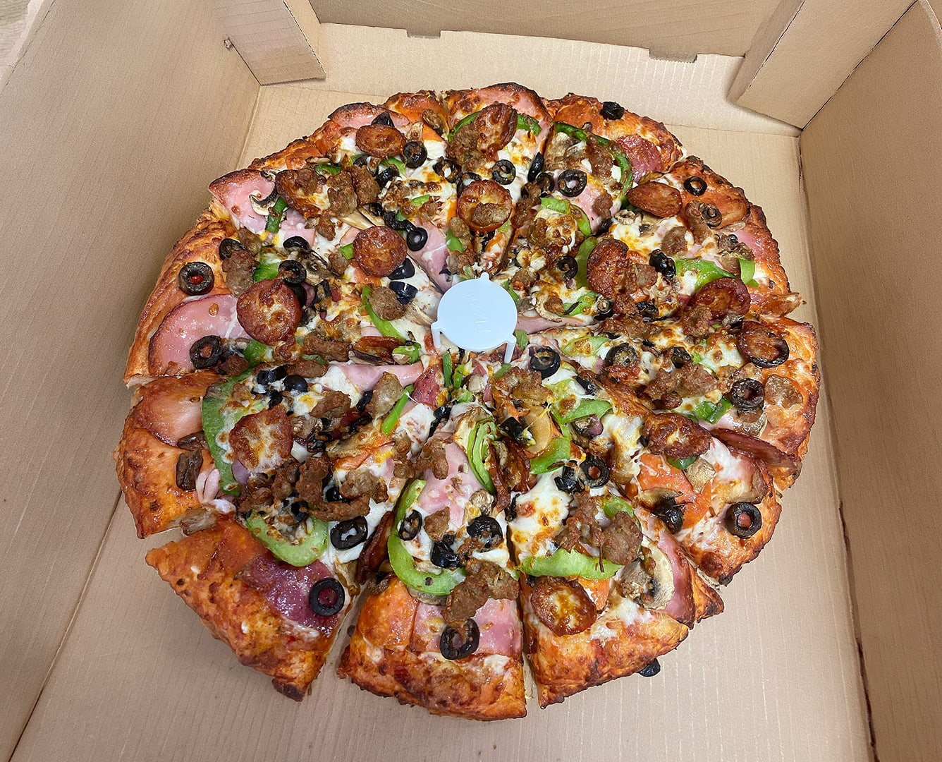 Straw Hat Pizza - Salinas
