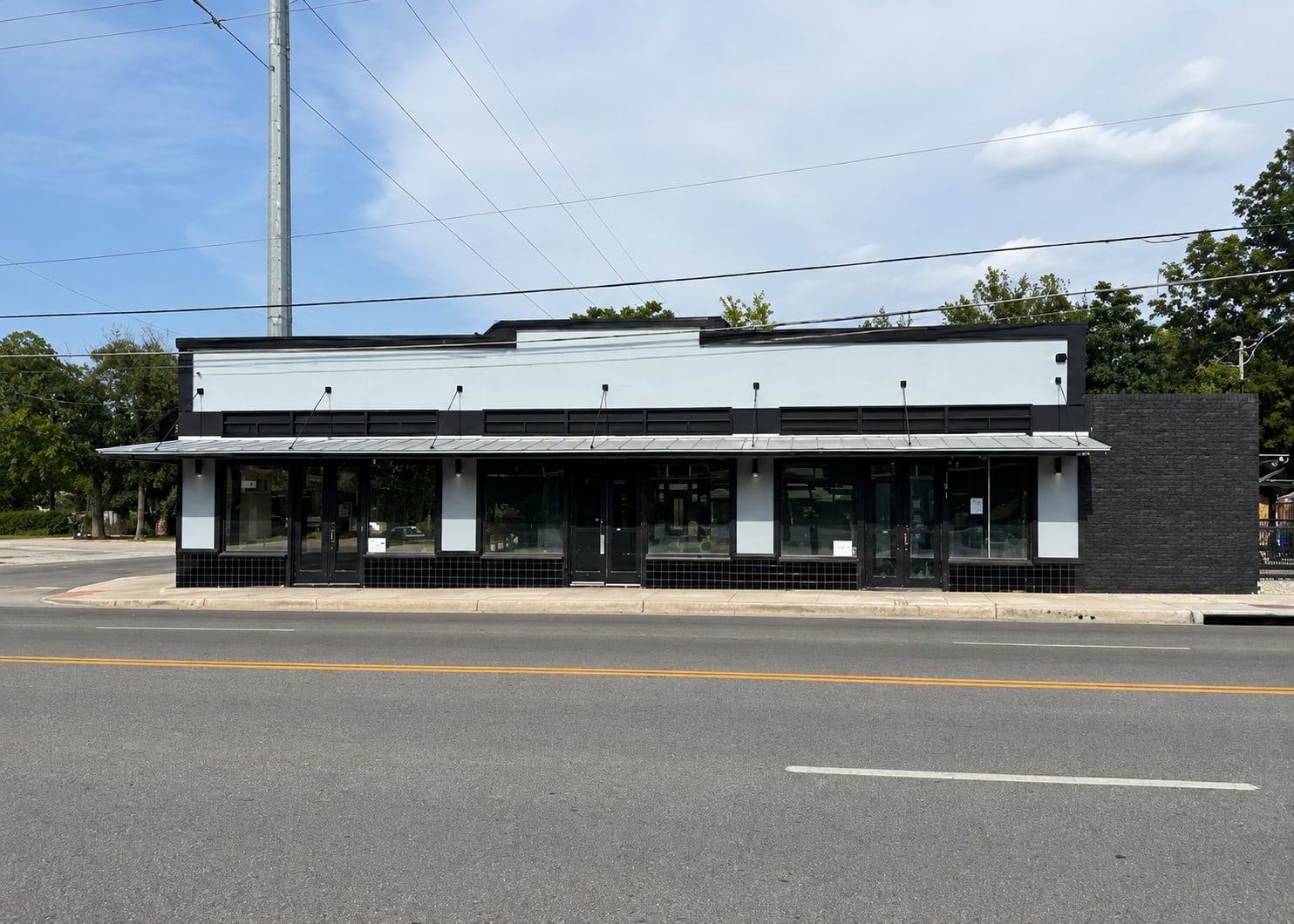 The Avenue R&B Lounge