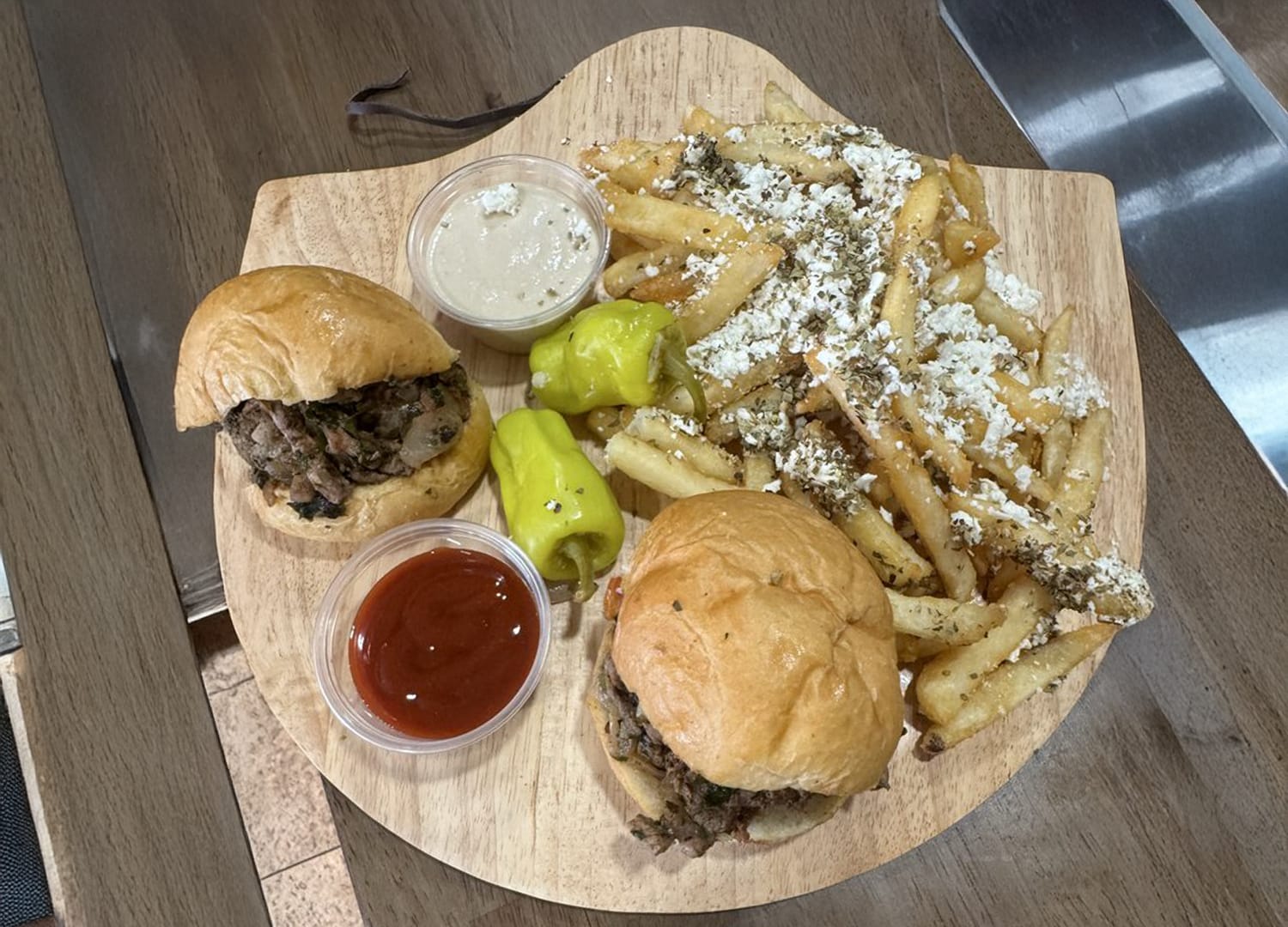 Cairo's Gyros Tempe