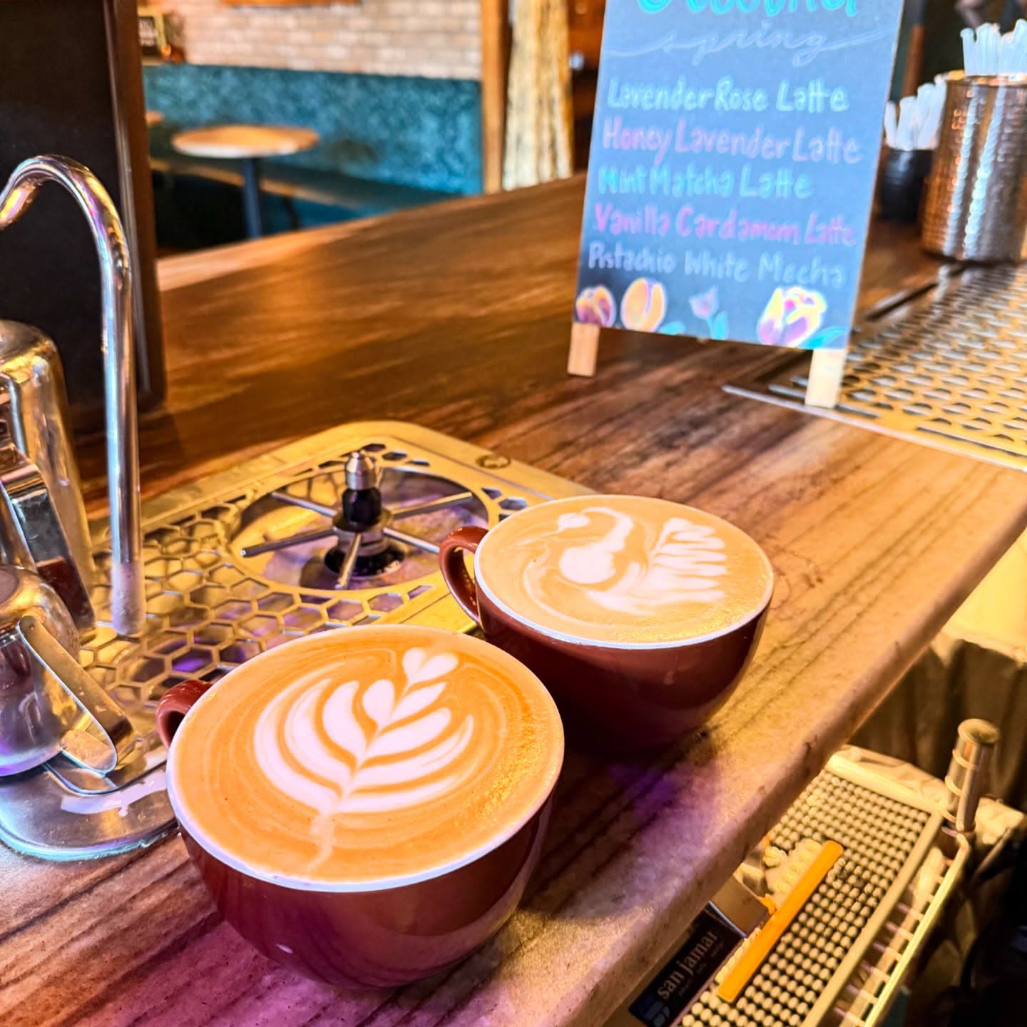 Noel's Coffee & apothecary