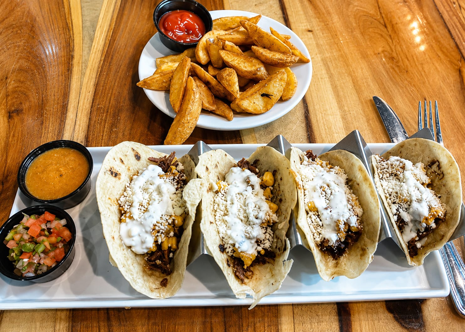 Duke's Roadhouse