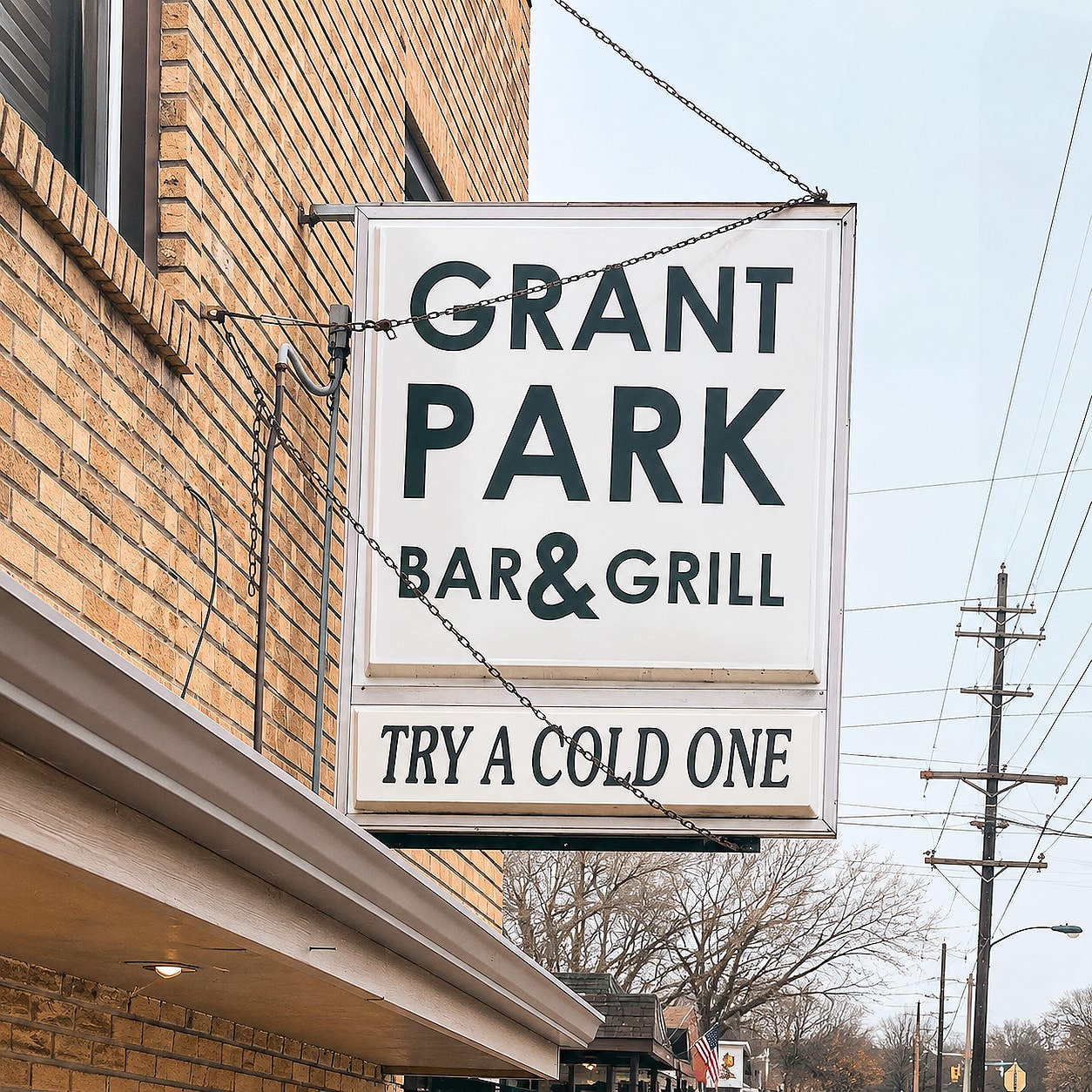 Photo 1 of 2: Grant Park Tavern