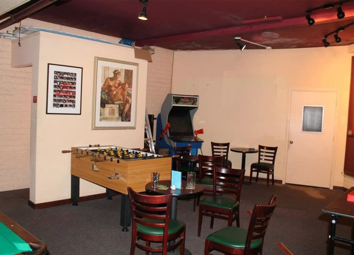 Easy Street Billiards