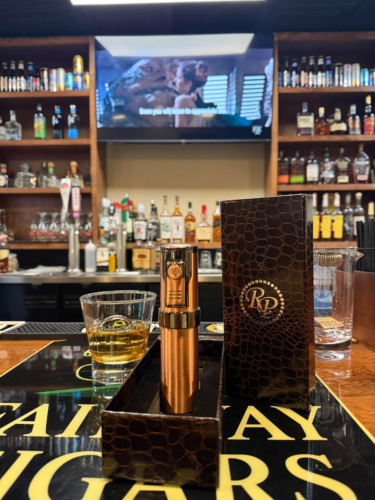 Fairway Cigar Lounge & Bar