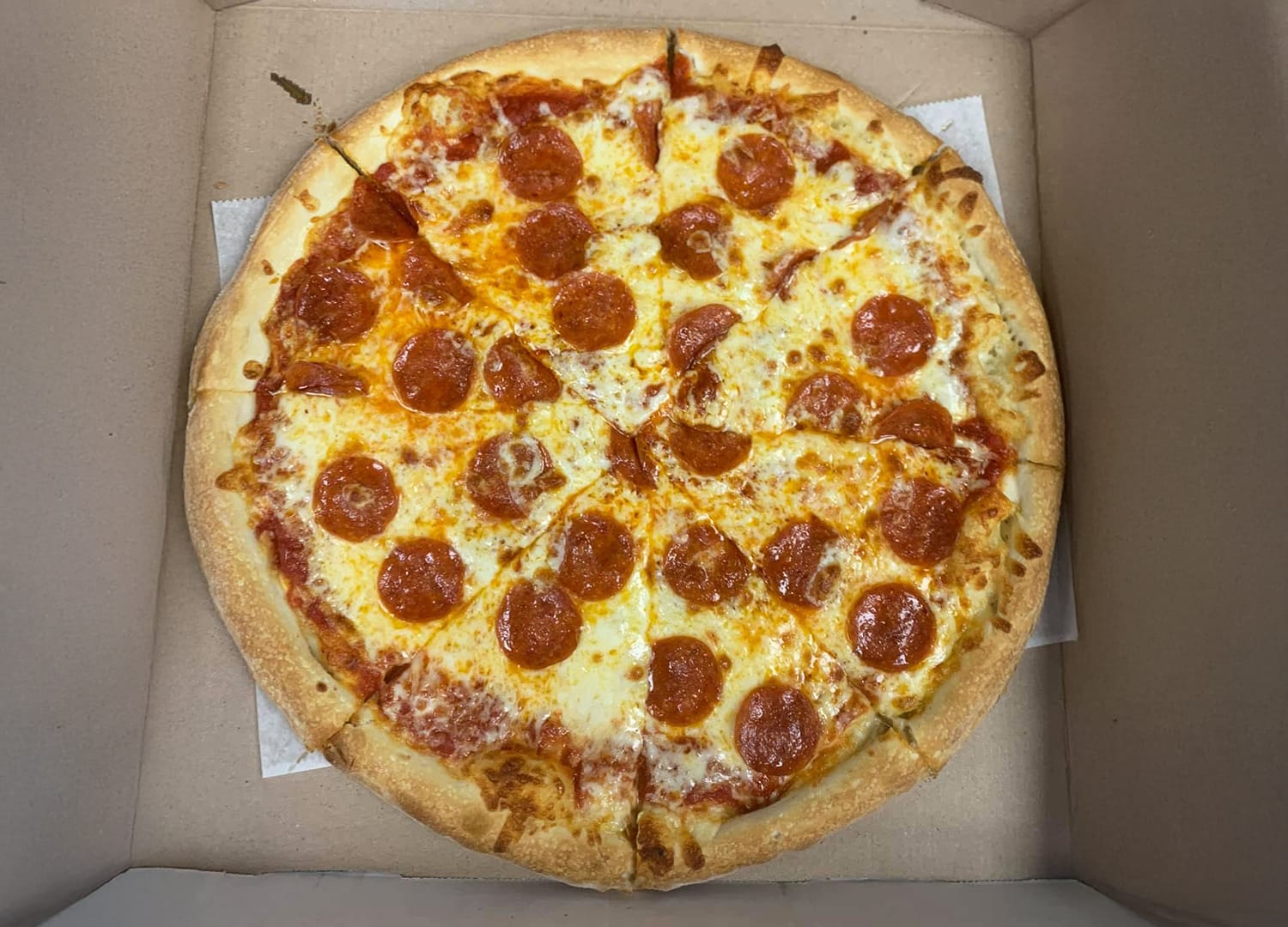 Munchy's Pizza & Grille