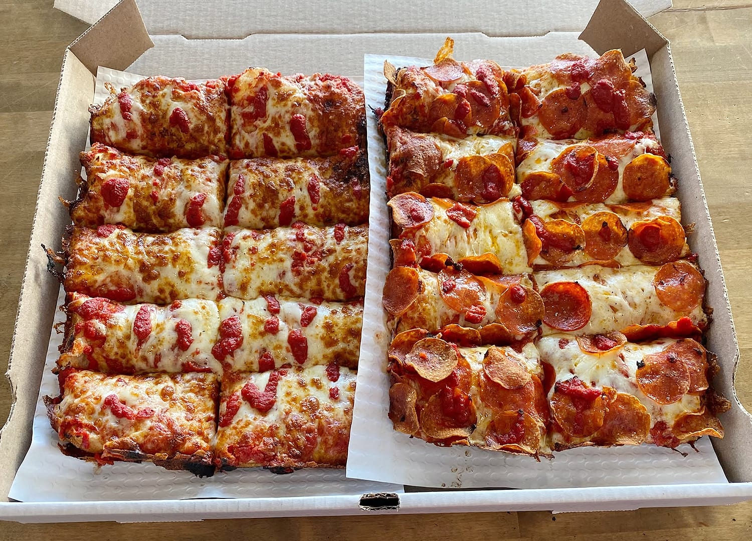 Jolly's Pizza