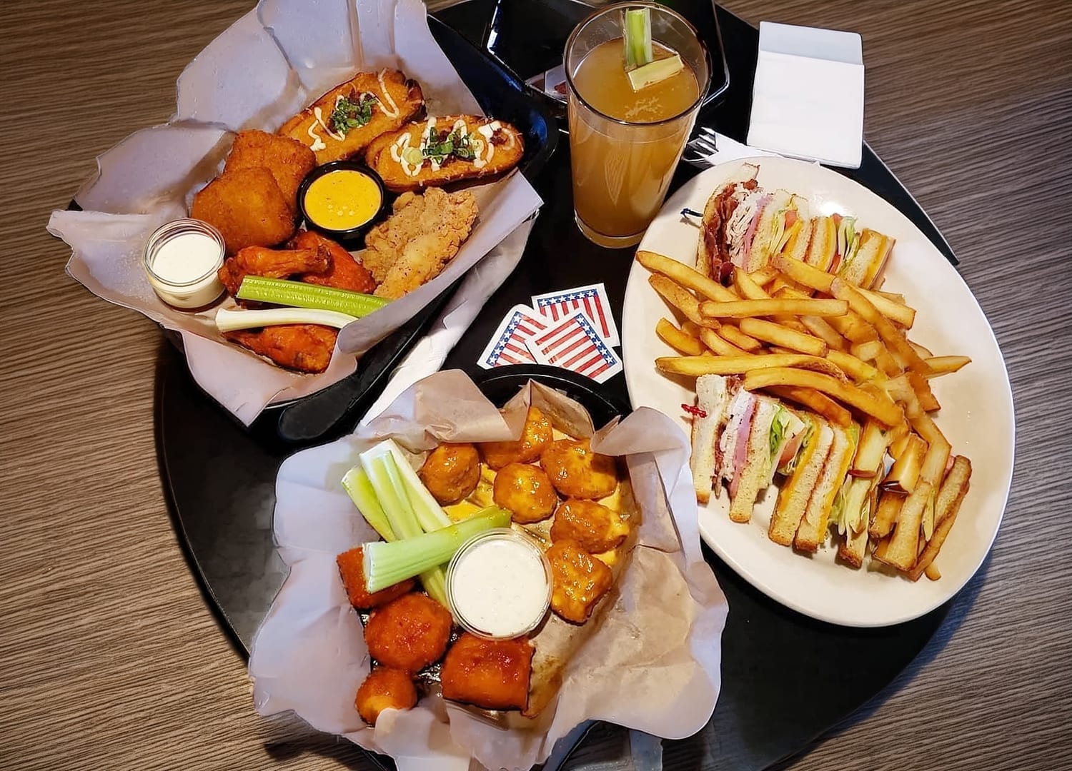 Photo 1 of 4: Tailgater's Sports Bar & Grill