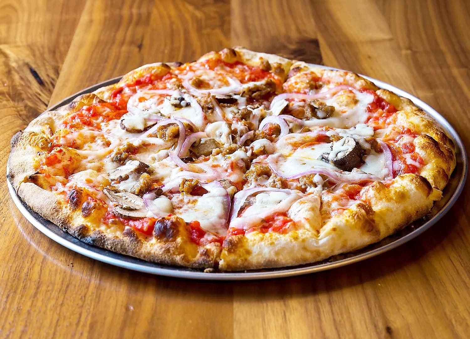 Smokin' Oak Wood Fired Pizza