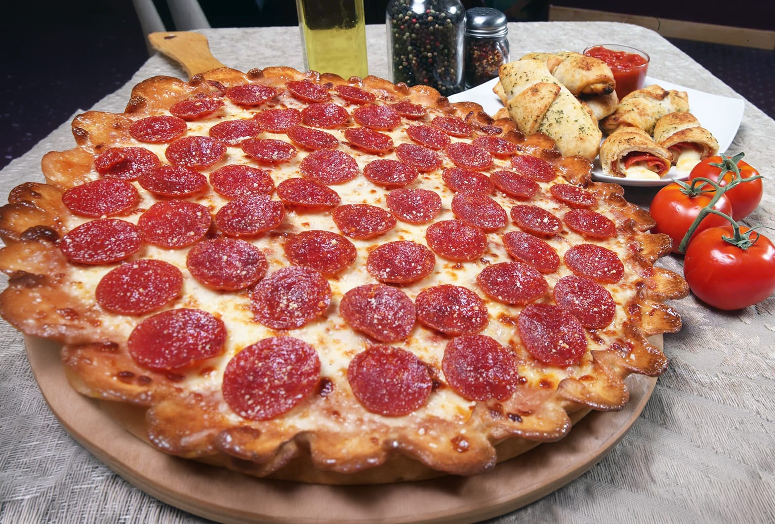 Photo 1 of 4: Zeppe's Pizzeria Middlefield