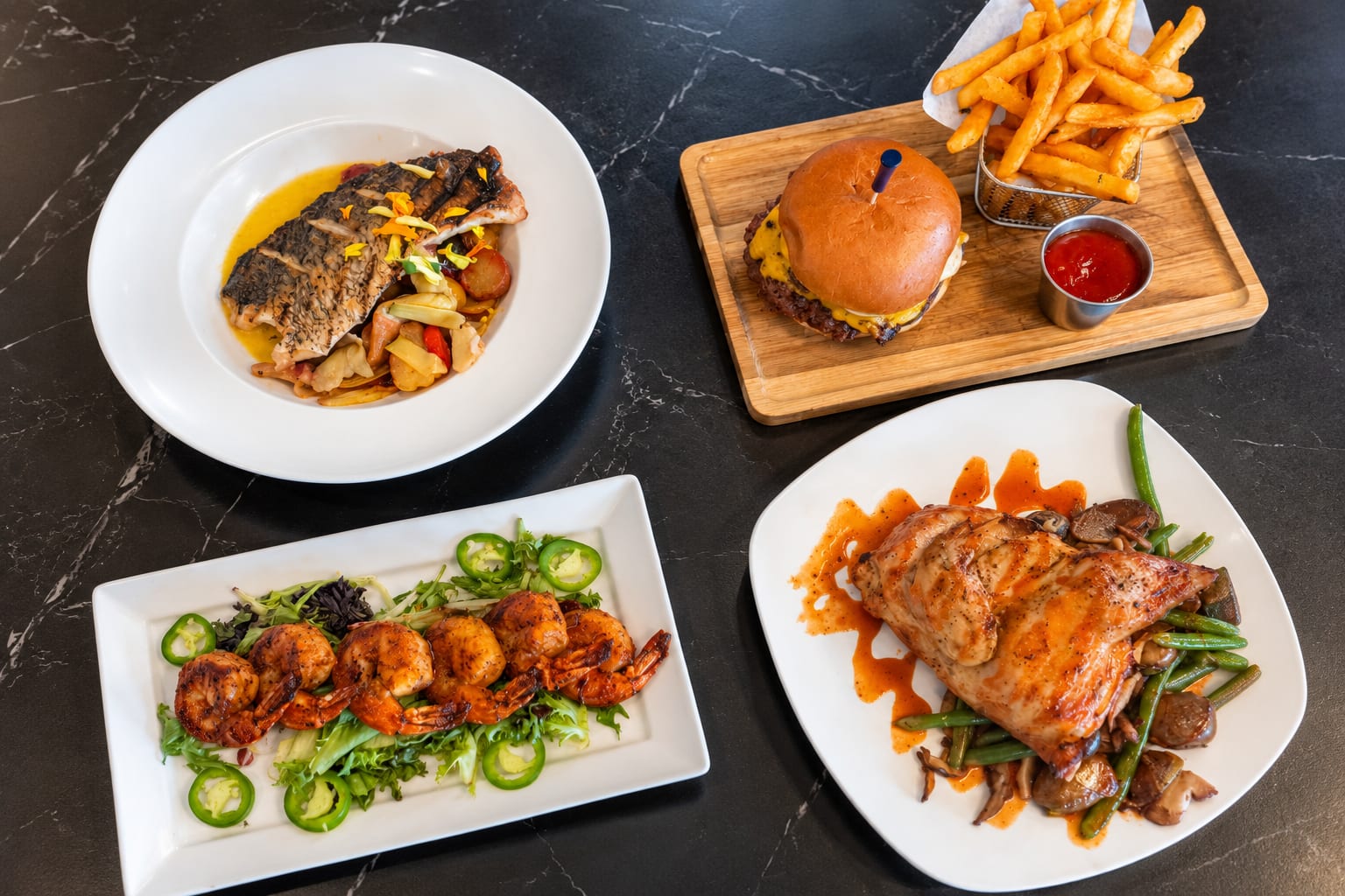 Maples Bar & Bistro