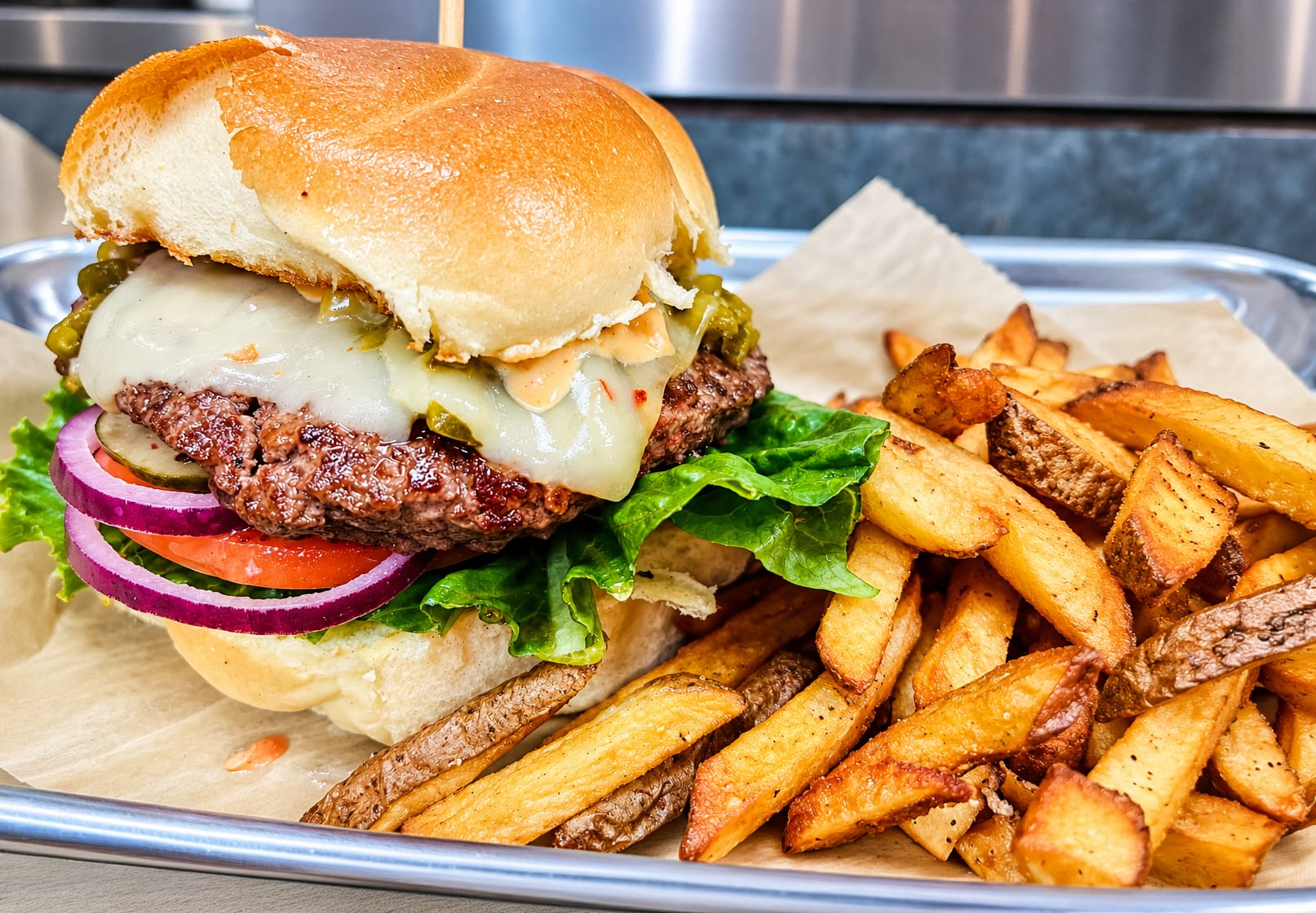 SWINGING DOOR BAR & GRILL