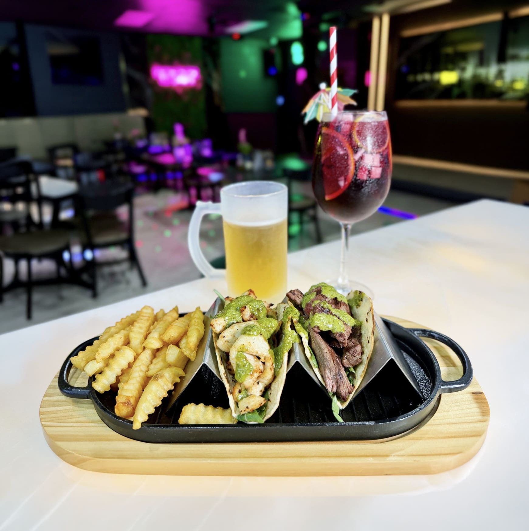 Eterna Restaurant & Lounge