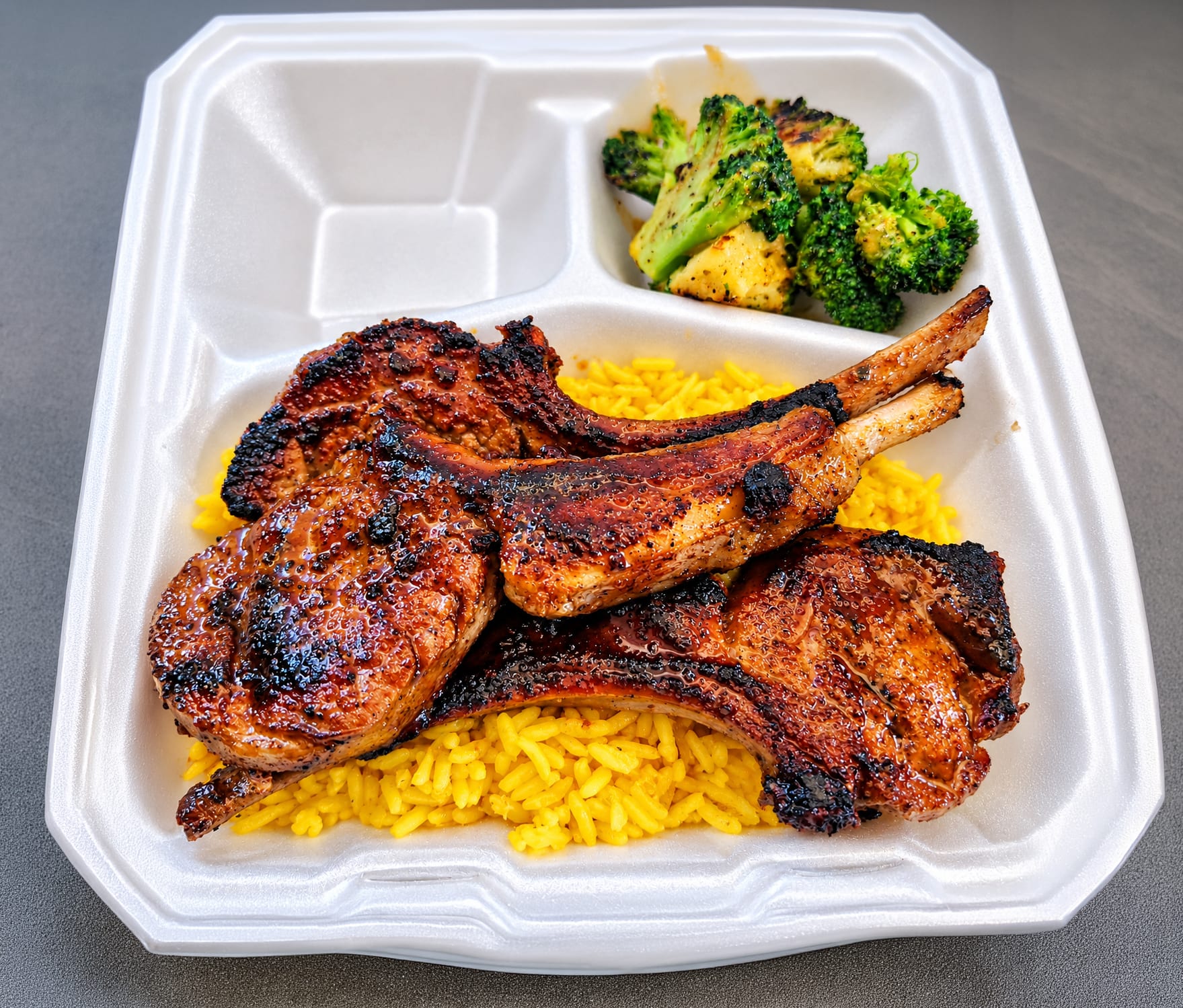 J-New's BBQ and Grill