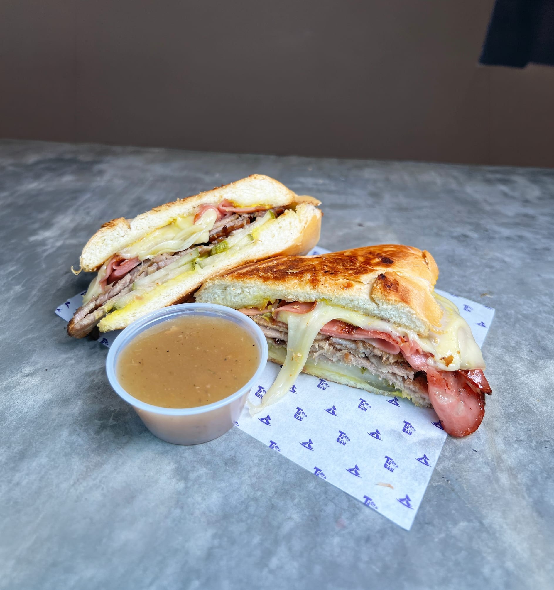 Titi’s Empanadas