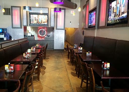 Photo 1 of 4: Bar 7 Grill