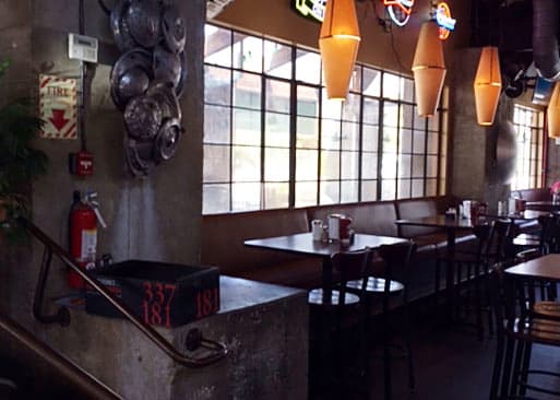 Farley's Food, Fun & Pub