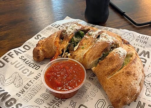 Photo 1 of 4: Pizzaiolo's Express