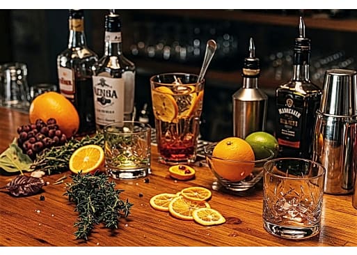 The Dram House Liquor & Lounge