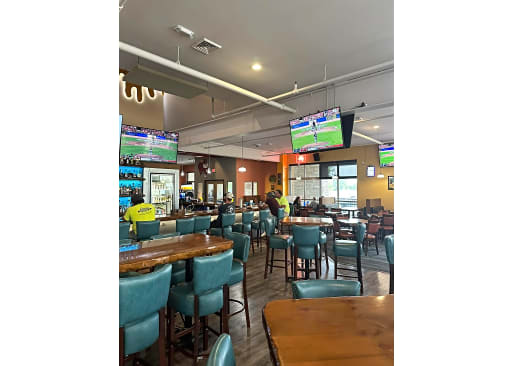 Mr. Queso Restaurant & Sports Bar