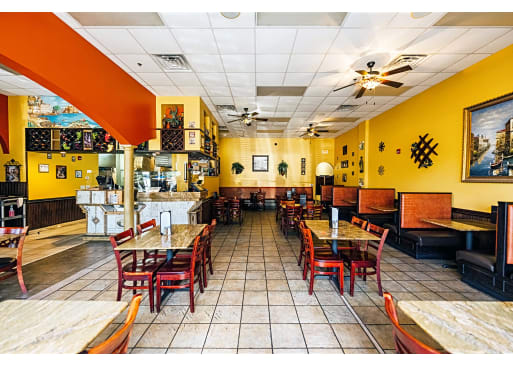 Photo 1 of 4: Mediterraneo Restaurant