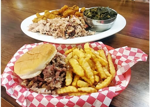 Photo 1 of 4: 521 BBQ & Grill