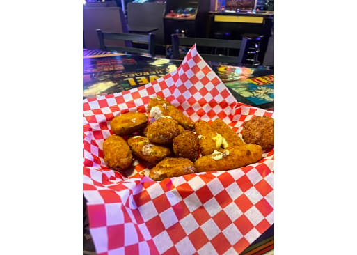 Crave 80s Arcade Bar