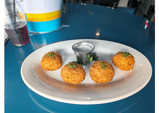 Sharky’s Sea Pub